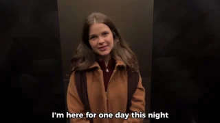 В лифте я её трахать не стал (побоялся), зато в номере оторвался 😈