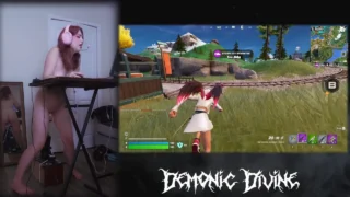 Чисто твой тиммейт в Фортнайте — мы играем, а она кончает 🥵